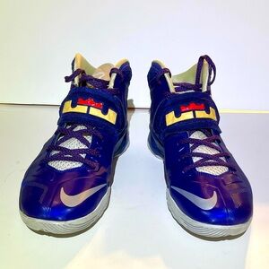 Lebron Zoom Solider 7 Men’s Shoe
